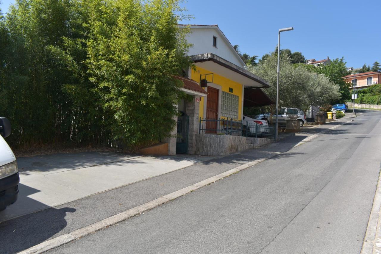 Appartement By The Castle Koper Exterior photo
